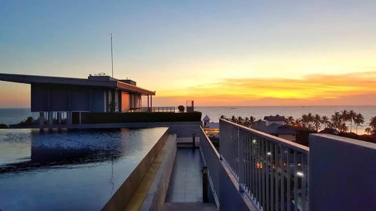 Chic Seaview @ The Patio Bangsaen Apartment Luaran gambar